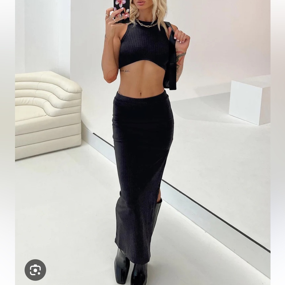 Elegant Black Maxi Skirt